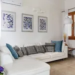 Villa Iris