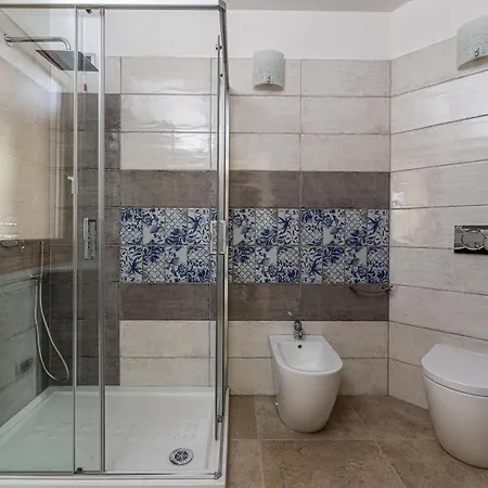 Iris Willa Costa Rei