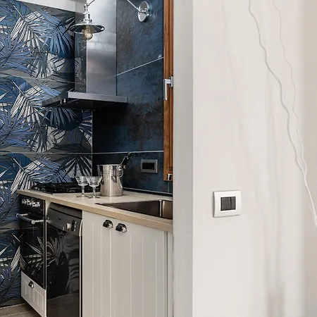 فيلة Iris كوستا ري